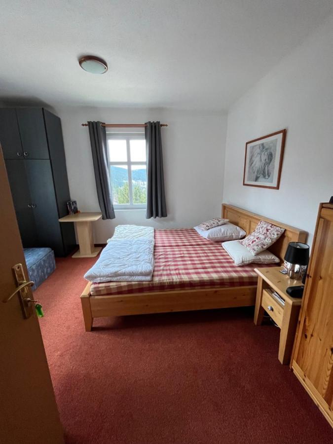 Astoria Inn Špindlerŭv Mlýn Ngoại thất bức ảnh
