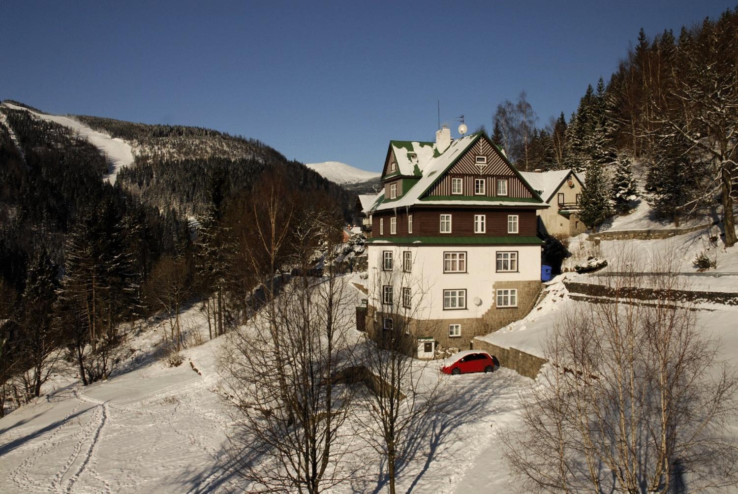 Astoria Inn Špindlerŭv Mlýn Ngoại thất bức ảnh